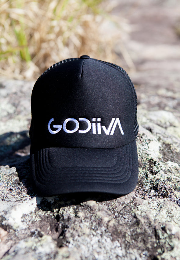 GODIIVA BLACK & WHITE EMBROIDERED TRUCKER CAP